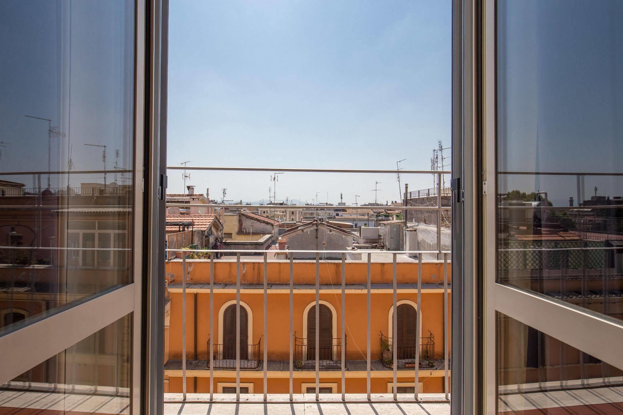 Bon Ton By Dot Suites 3* Rome